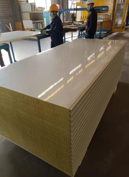 子夜无人免费观看