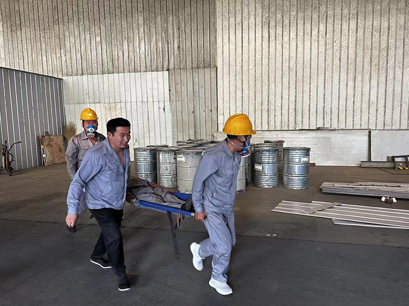 子夜无人免费观看