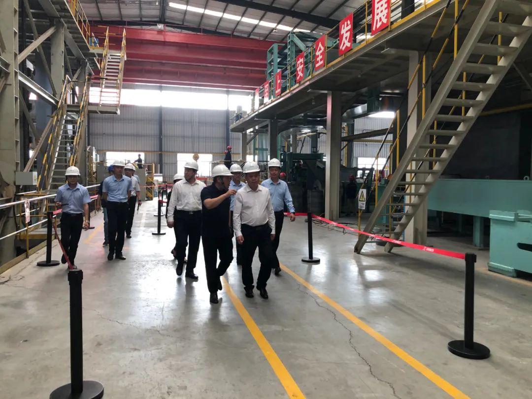 子夜无人免费观看