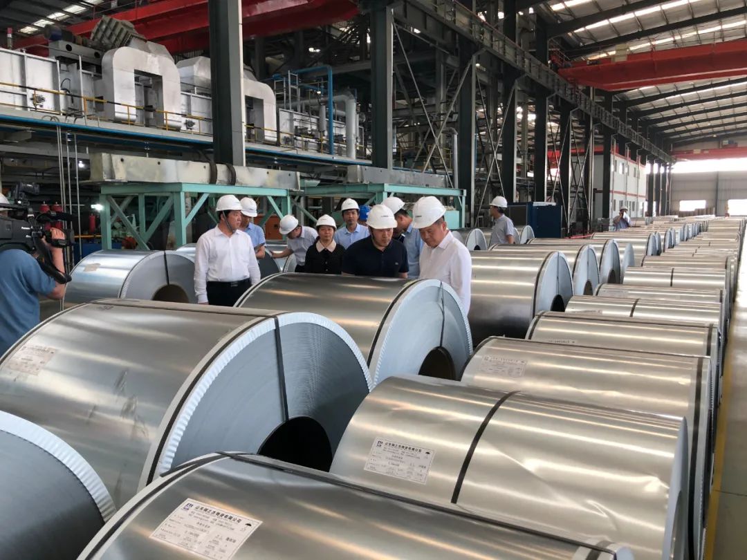 子夜无人免费观看