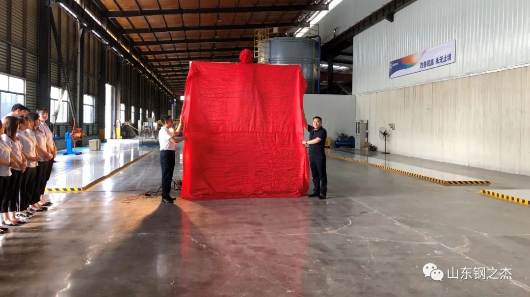 子夜无人免费观看