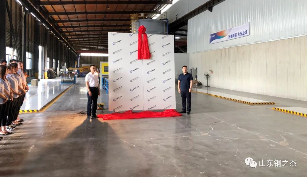 子夜无人免费观看