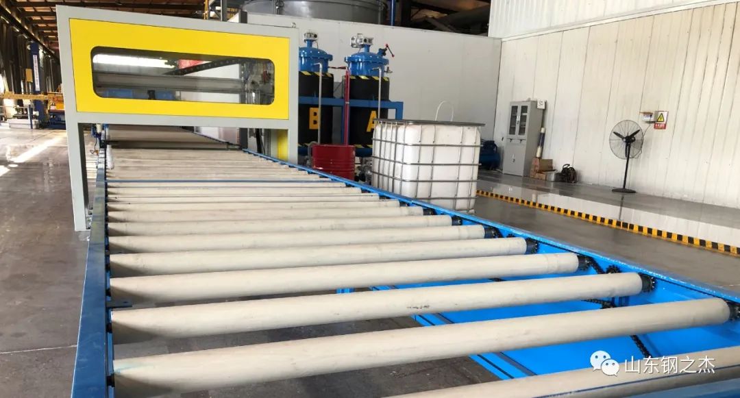 子夜无人免费观看