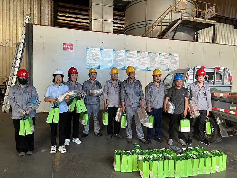 子夜无人免费观看