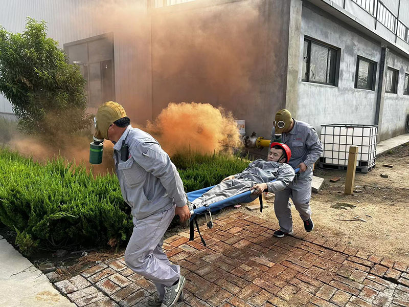 子夜无人免费观看