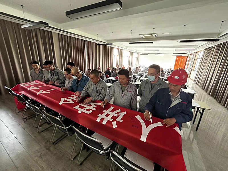 子夜无人免费观看