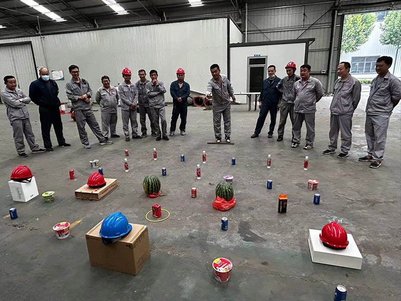 子夜无人免费观看