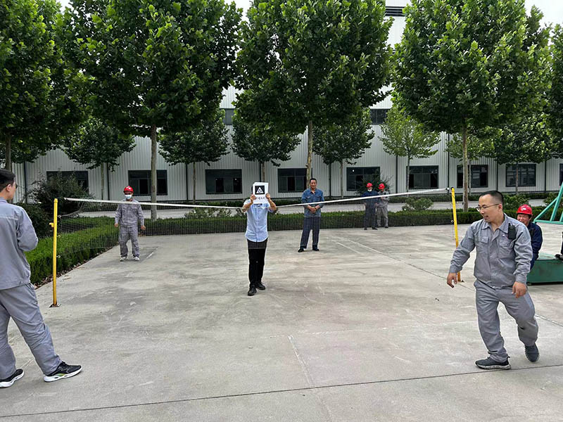 子夜无人免费观看