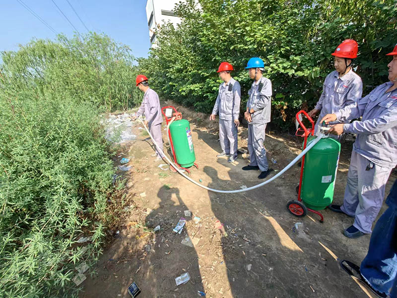 子夜无人免费观看