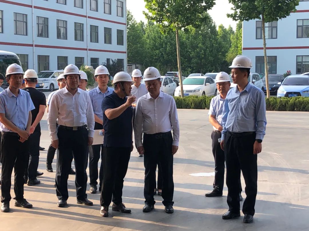 子夜无人免费观看